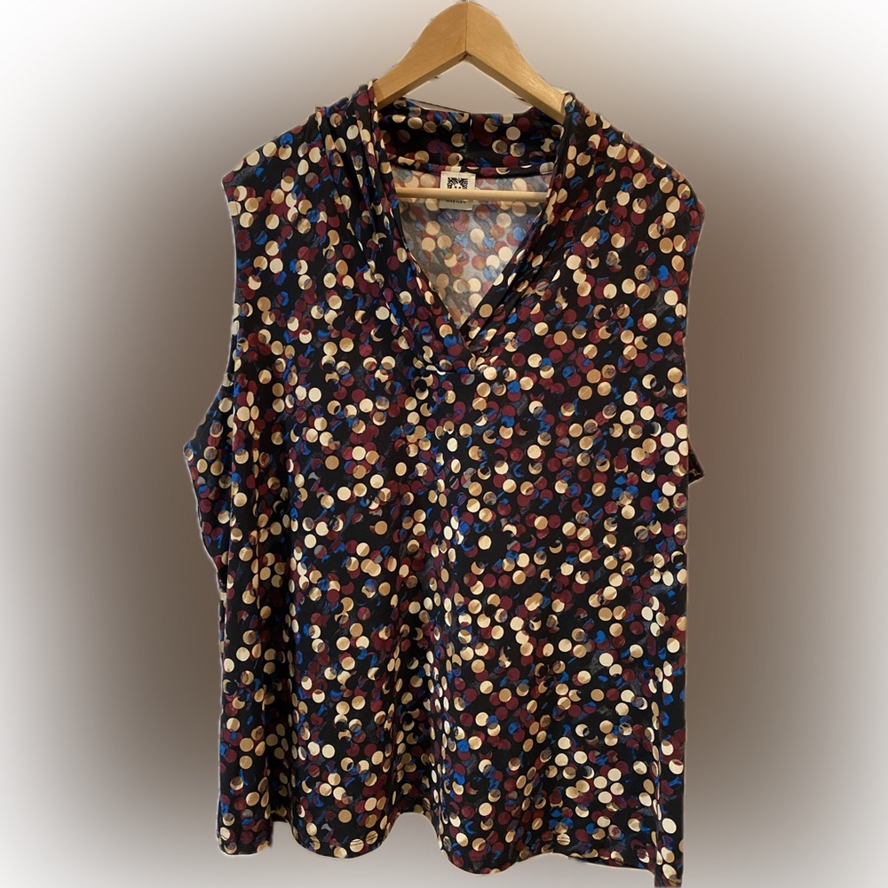 Anne Klein Triple Pleat V-Neck Blouse - 2X - EUC
